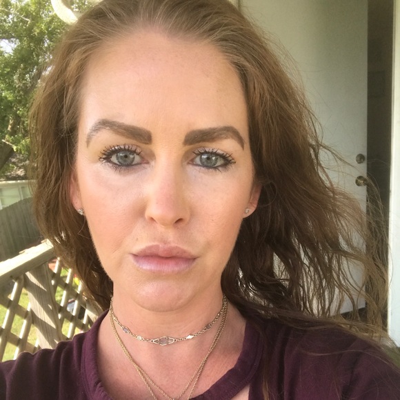 Meet your Posher, Shellie - Picture 2 of 8